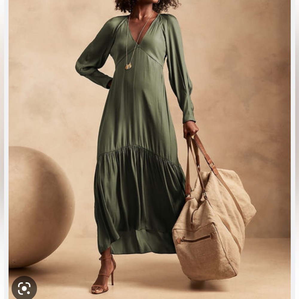 Banana Republic Maxi Dress - 00P
